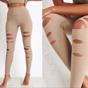 ALO YOGA Warrior Ripped High Waist Legging Size Small
